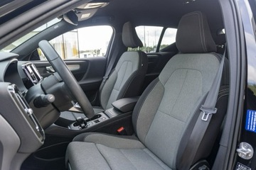 Volvo XC40 Crossover Facelifting 2.0 B3 163KM 2022 Volvo XC 40 B3 163KM FV23%, zdjęcie 17