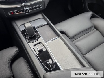 Volvo XC60 II 2025 Volvo XC 60 FV23 Plus Dark B5 250KM AWD ACC BLIS K, zdjęcie 28