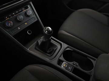 Volkswagen Touran III 1.2 TSI 110KM 2017 Volkswagen Touran navigacja klimatyzacja grzane, zdjęcie 29