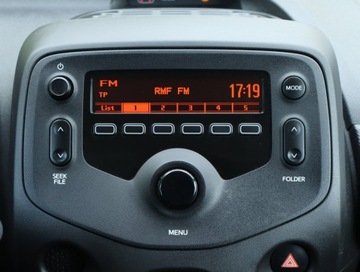 Toyota Aygo II Hatchback 3d Facelifting 1.0 VVT-i 72KM 2018 Toyota Aygo 1.0 VVT-i, Salon Polska, Klima, zdjęcie 11