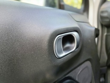 Citroen C3 III Hatchback 1.2 PureTech 82KM 2019 Citroen C3 Citroen C3 1.2 Benzyna 83KM, zdjęcie 16