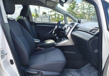 Toyota Verso Minivan Facelifting 1.6 D-4D 112KM 2015 Toyota Verso Toyota Verso 1.6Diesel Zadbana Stan BDB 1.6 Diesel 112KM, zdjęcie 17