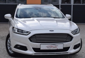 Ford Mondeo V Kombi 2.0 TDCi 150KM 2018 Ford Mondeo SW 2.0 TDCI PowerShif Titanium Fuul Ledy kamera Lopatki Navi A