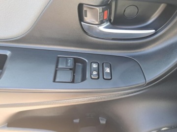 Toyota Yaris III Hatchback 5d Facelifting 2017 1.5 Dual VVT-iE 111KM 2018 Toyota Yaris 1.5 Premium CVT III (2011-2019) 1.5 P, zdjęcie 25