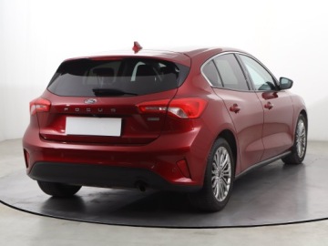 Ford Focus III Hatchback 5d facelifting 1.0 EcoBoost 125KM 2018 Ford Focus 1.0 EcoBoost, Salon Polska, Navi, zdjęcie 4