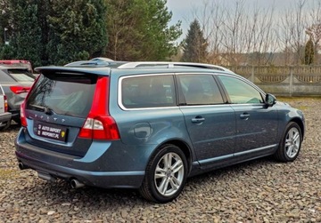 Volvo V70 III Kombi 2.5 T 231KM 2013 Volvo V70 Rezerwacja SUMMUM 2,0T 213KM R5 Kamera 2.5 Benzyna 231KM, zdjęcie 3
