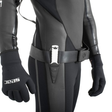 Нож для дайвинга SEAC Samurai Evo из закаленной нержавеющей стали белого цвета.