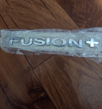 FORD FUSION + ZNAK ZNAKY ZADNÍ KRYT ORIGINÁLNÍ