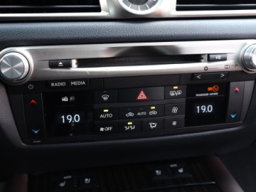 Lexus GS IV Sedan Facelifting 200t 245KM 2016 Lexus GS 200t, Salon Polska, Serwis ASO, Automat, zdjęcie 18