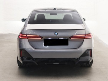 BMW Seria 5 G90-91 Touring 2.0 520d 197KM 2026 BMW Seria 5 520d xDrive Sport Sedan 2.0 (197 KM) 2026, zdjęcie 3