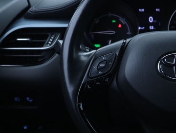 Toyota C-HR I Crossover Facelifting 2.0 Hybrid Dynamic Force 184KM 2020 Toyota C-HR 2.0 Hybrid, Salon Polska, Serwis ASO, zdjęcie 19