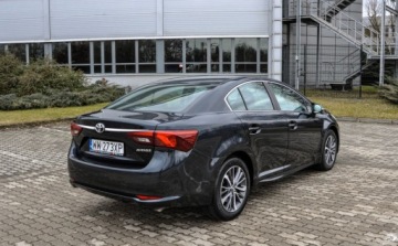 Toyota Avensis III Sedan Facelifting 2015 2.0 D-4D 143KM 2016 Toyota Avensis 2,0d Lift 2016 r. 2.0 Diesel 143KM, zdjęcie 3