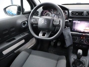 Citroen C3 III Hatchback 1.2 PureTech 68KM 2017 Citroen C3 1.2 PureTech, Klima, Tempomat, zdjęcie 6