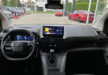 Toyota 2024 Toyota Proace City Verso Toyota Proace City Verso 1.5 D-4D Family 1.5 130KM, zdjęcie 21