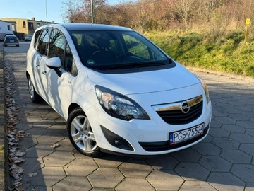 Opel Meriva II Mikrovan 1.4 Turbo ECOTEC 140KM 2012 Opel Meriva 1.4T Benzyna Grzana kierownica Ładna