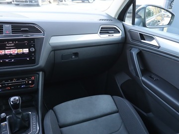 Volkswagen Tiguan II SUV 1.5 TSI EVO 150KM 2020 VW Tiguan 1.5 TSI, Salon Polska, 1. Właściciel, zdjęcie 7