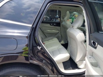 Volvo XC60 II 2020 Volvo XC 60 2020r, T6 Momentum, 2.0L, 4x4 2.0 Benzyna 330KM, zdjęcie 7