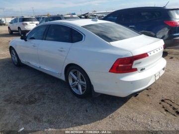 Volvo S90 II 2018 Volvo S90 2018 Volvo S90 T5 AWD Momentum 2.0 Benzyna 250KM, zdjęcie 2