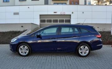 Opel Astra K Sports Tourer 1.6 CDTI 110KM 2017 Opel Astra 1,6CDTI Bezwypadkowa 2017 r. 1.6 Diesel 110KM, zdjęcie 1