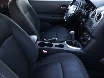 Nissan Qashqai I Crossover 1.6 Start/Stop 117KM 2011 Nissan Qashqai 1.6, Navi, Klima, Klimatronic, zdjęcie 8