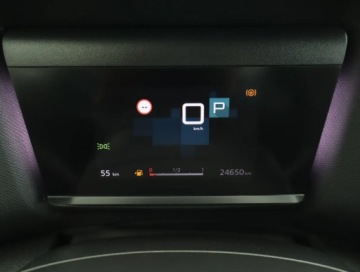 Citroen C4 III SUV 1.2 PureTech 130KM 2023 Citroen C4 1.2 PureTech, Salon Polska, zdjęcie 10