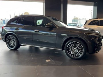 Mercedes GLC C254/X254 Coupe 2.0 220d 197KM 2025 MERCEDES-BENZ GLC 220 d 4-Matic AMG Line 2.0(197KM) 2025, zdjęcie 6