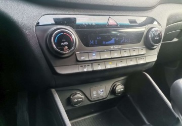 Hyundai Tucson III SUV 1.6 GDI 132KM 2016 Hyundai Tucson Hyundai Tucson 1.6 GDI BlueDrive Comfort 2WD 1.6 Benzyna, zdjęcie 17