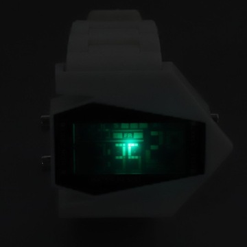 Спортивные электронные часы Отображение даты