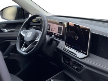 Volkswagen Tiguan II SUV Facelifting 2.0 TDI 150KM 2024 Volkswagen Tiguan Life GOAL 2.0 TDI SCR 110 kW 7-DSG Kamery360 Gwarancja 2, zdjęcie 13