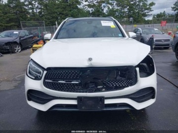 Mercedes GLC C253 2021 Mercedes-Benz GLC 300 4Matic 2021 2.0l 2.0 Benzyna 255KM, zdjęcie 7