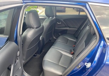 Toyota Avensis III Wagon Facelifting 2015 2.0 D-4D 143KM 2016 Toyota Avensis Toyota Avensis IIIKOMBI 2.0 Diesel 143KM, zdjęcie 9