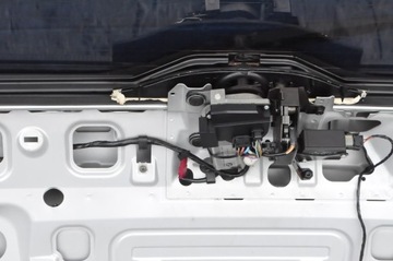 BMW E39 VÍKO KUFRU KUFRU ZADNÍ KOMBI