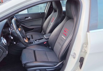 Mercedes Klasa A W176 Hatchback 5d Facelifting 180 122KM 2016 Mercedes-Benz Klasa A 1,6 Ben 122 km AMG 6 -biegow 1.6 Benzyna 122KM, zdjęcie 6
