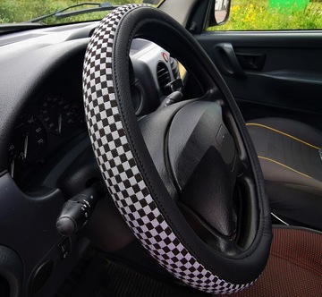 Pokrowiec na kierownice Astra Corsa Zafira Vectra Mokka Meriva SZACHOWNICA