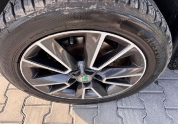 Skoda Yeti 2014 Skoda Yeti auto jak nowebogata wersjanaviklimatronikalu17 1.2 Benzyna, zdjęcie 36