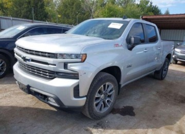 Chevrolet Silverado II 2021 Chevrolet Silverado 2021, 5.3L, 4x4, RST, po gradobiciu 5.3 Benzyna 355KM, zdjęcie 8