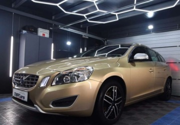 Volvo V60 I Kombi 2.0 D3 163KM 2011 Volvo V60 D3_ Automat_ Hak_ Skory_ Nawigacja_ 2.0 Diesel 163KM, zdjęcie 1