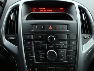 Opel Astra J Sedan 1.6 Twinport ECOTEC 115KM 2014 Opel Astra 1.6 16V, Salon Polska, Serwis ASO, zdjęcie 11