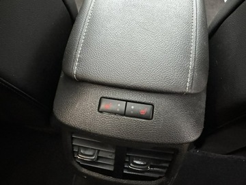 Ford Mondeo 2015 Ford Mondeo MK5 2.0 TDCI Bi-Turbo 210Koni Titanium, zdjęcie 32