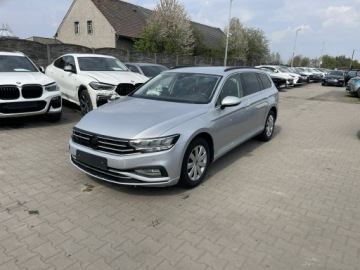 Volkswagen Passat B8 Variant Facelifting 2.0 TDI SCR 150KM 2020 Volkswagen Passat Variant Automat Podgrzewanie, zdjęcie 1