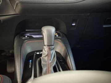 Toyota Corolla XII Sedan Facelifting 1.8 Hybrid 140KM 2025 Od ręki - GR Sport 1.8 Hybrid 140KM | Martwe pole!, zdjęcie 10