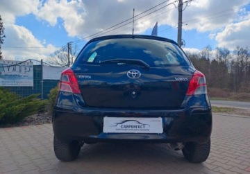 Toyota Yaris II Hatchback 5d 1.0 VVT-i 69KM 2010 Toyota Yaris ZADBANA Brak Korozji Klima Elektryka Gwarancja Benzyna, zdjęcie 7