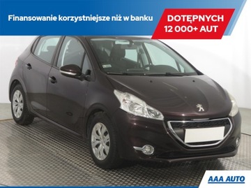 Peugeot 208 1.2 PureTech, Tempomat, Parktronic