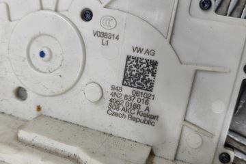 PORSCHE TAYCAN CROSS TURISMO PŘEDNÍ PRAVÝ ZÁMEK DVEŘE 4N2837016 2021 RHD 2