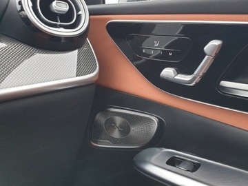 Mercedes GLC C254/X254 SUV 2.0 300d 269KM 2025 GLC Coupe 300 d 4-Matic AMG Line 2.0 (269KM) 2025, zdjęcie 9