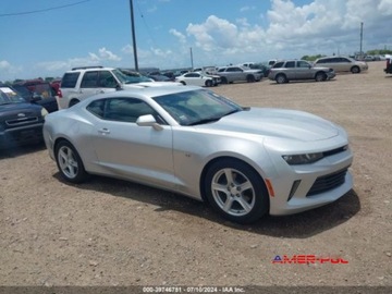 Chevrolet Camaro VI 2018 Chevrolet Camaro 2018r., 1LT, 2.0L 2.0 Benzyna 275KM, zdjęcie 2