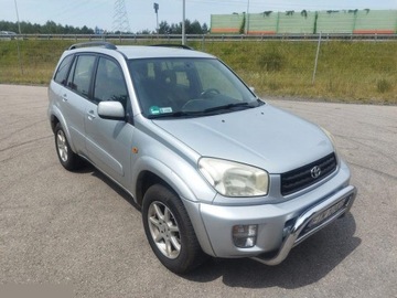 Toyota RAV4 II 2.0 i 16V 150KM 2003 Toyota RAV4 2.0 VVT-i 4x4 150KM 2003r Ładne i zadbane auto!, zdjęcie 2