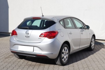 Opel Astra J GTC 1.7 CDTI ECOTEC 110KM 2014 Opel Astra 1.7 CDTI, Salon Polska, Serwis ASO, zdjęcie 4