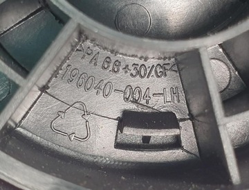 DRŽÁTKO PÁKA SEDADLA ŘIDIČE MAZDA 2 196040-004