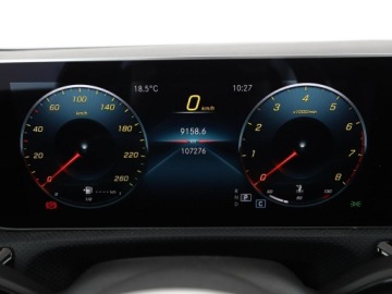 Mercedes Klasa A W177/V177 Hatchback 2.0 220 190KM 2019 Mercedes A 220 Progressive automat półskóra, zdjęcie 21